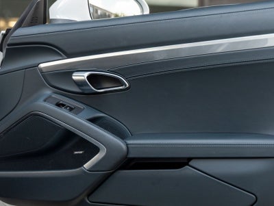2024 Porsche 718 Cayman Base
