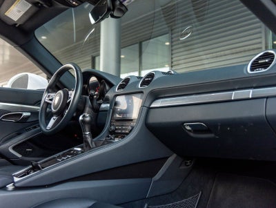 2024 Porsche 718 Cayman Base