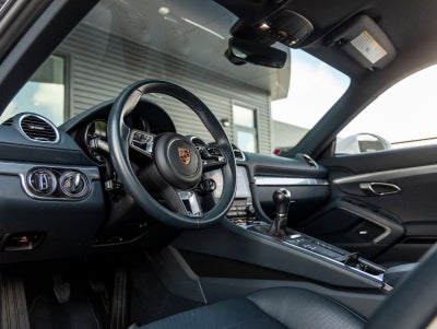 2024 Porsche 718 Cayman Base