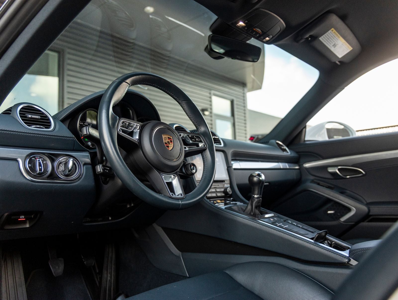 2024 Porsche 718 Cayman Base