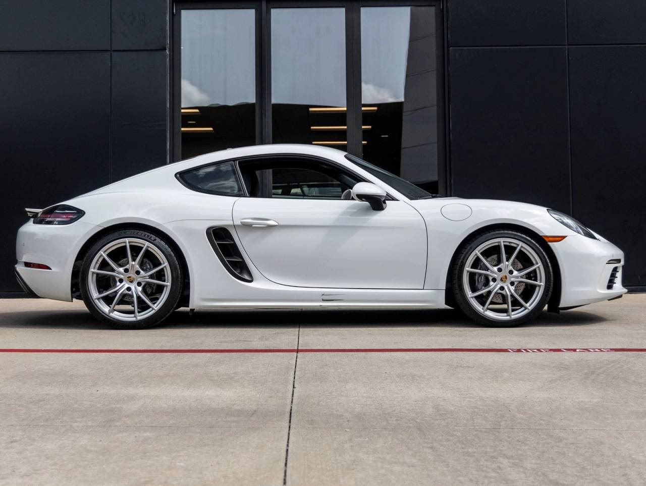 2024 Porsche 718 718 Cayman