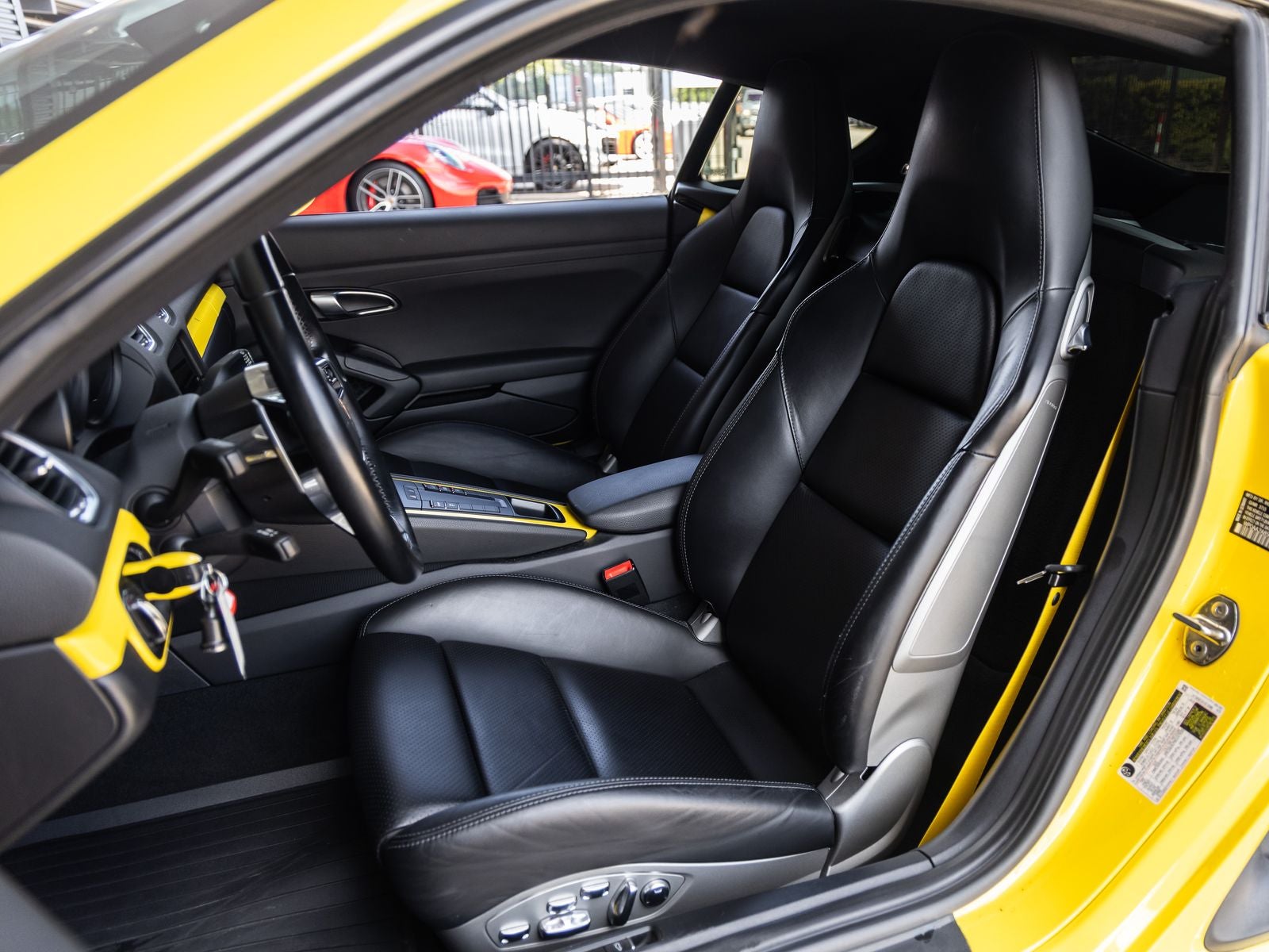 2019 Porsche 718 Cayman