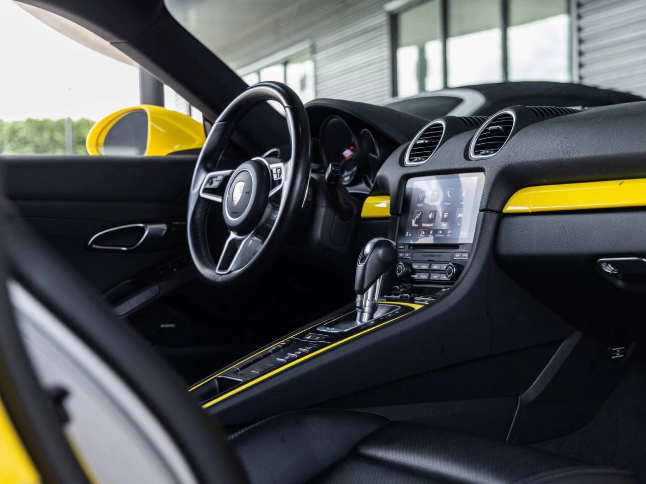 2019 Porsche 718 Cayman