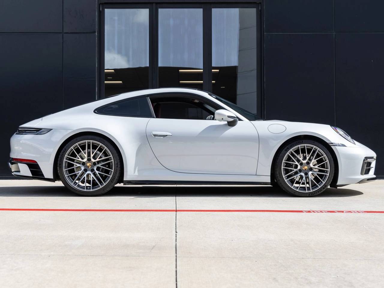 2023 Porsche 911 911 Carrera 4 (MY23)