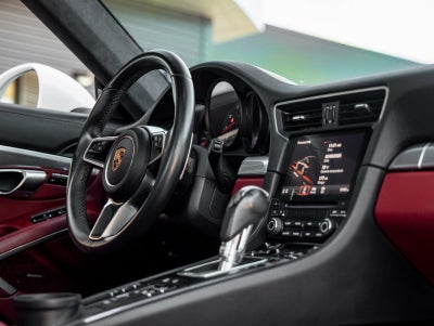 2018 Porsche 911 911 Carrera