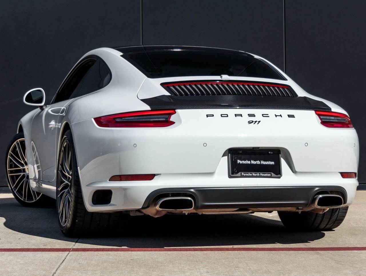2018 Porsche 911 911 Carrera
