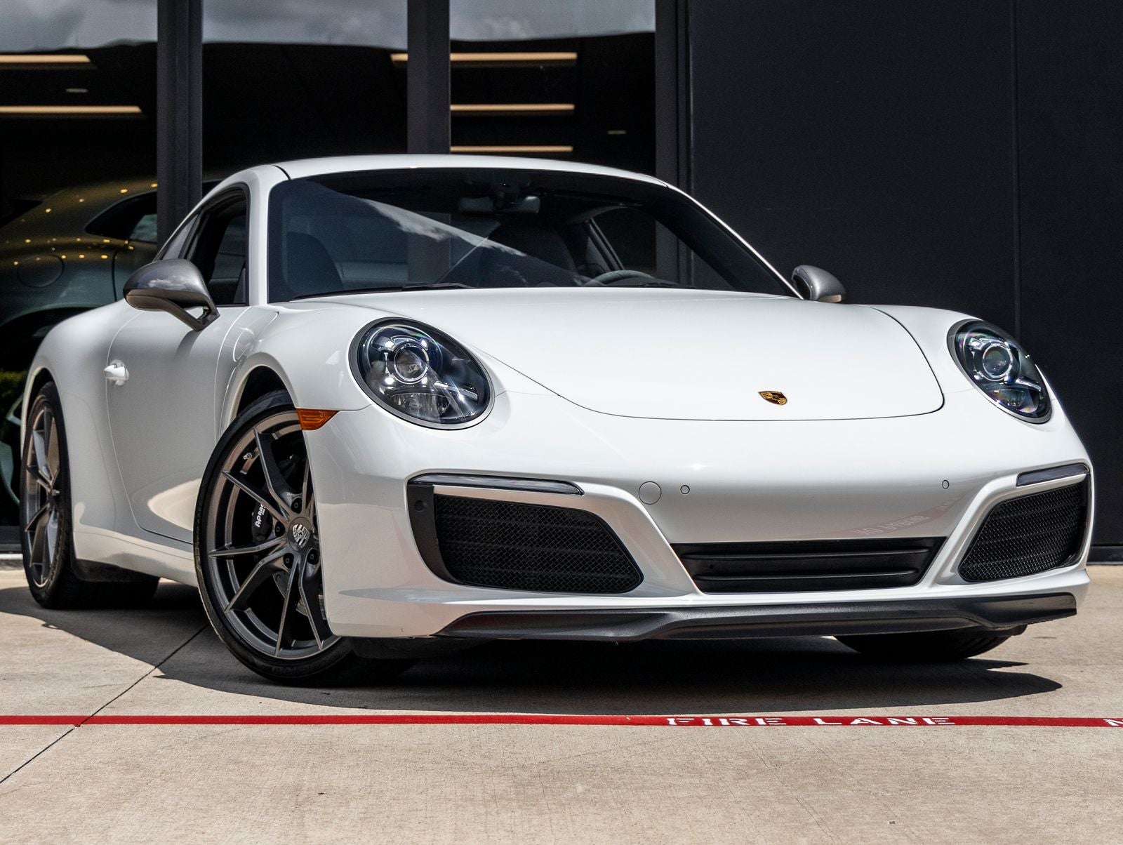 2019 Porsche 911 Carrera T