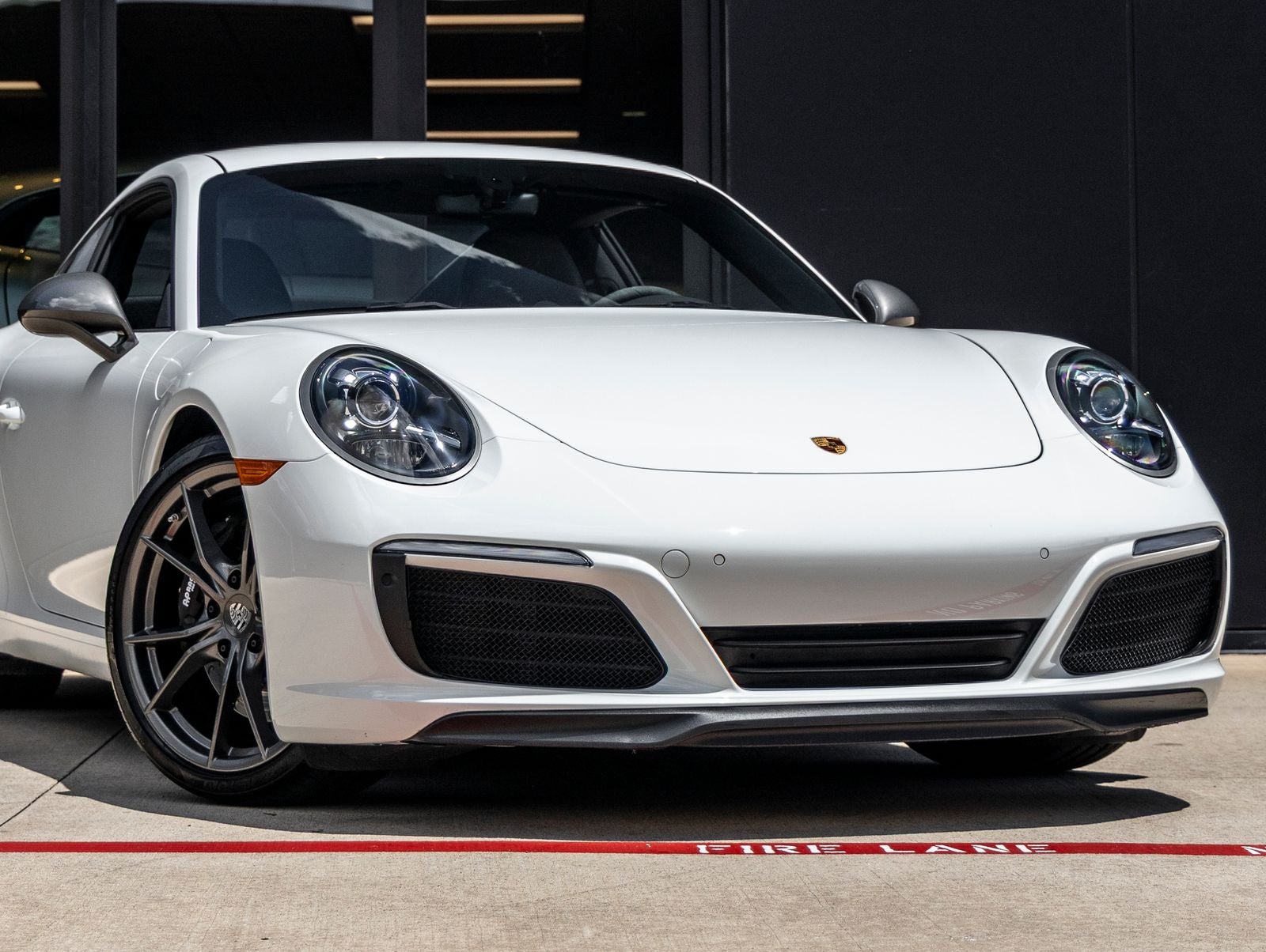 2019 Porsche 911 Carrera T
