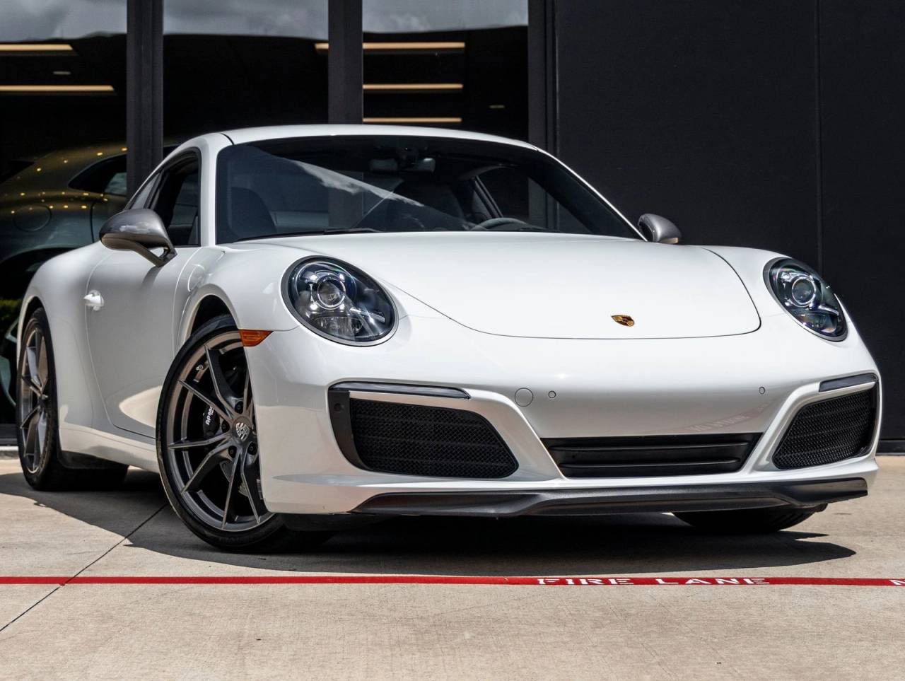 2019 Porsche 911 Carrera T