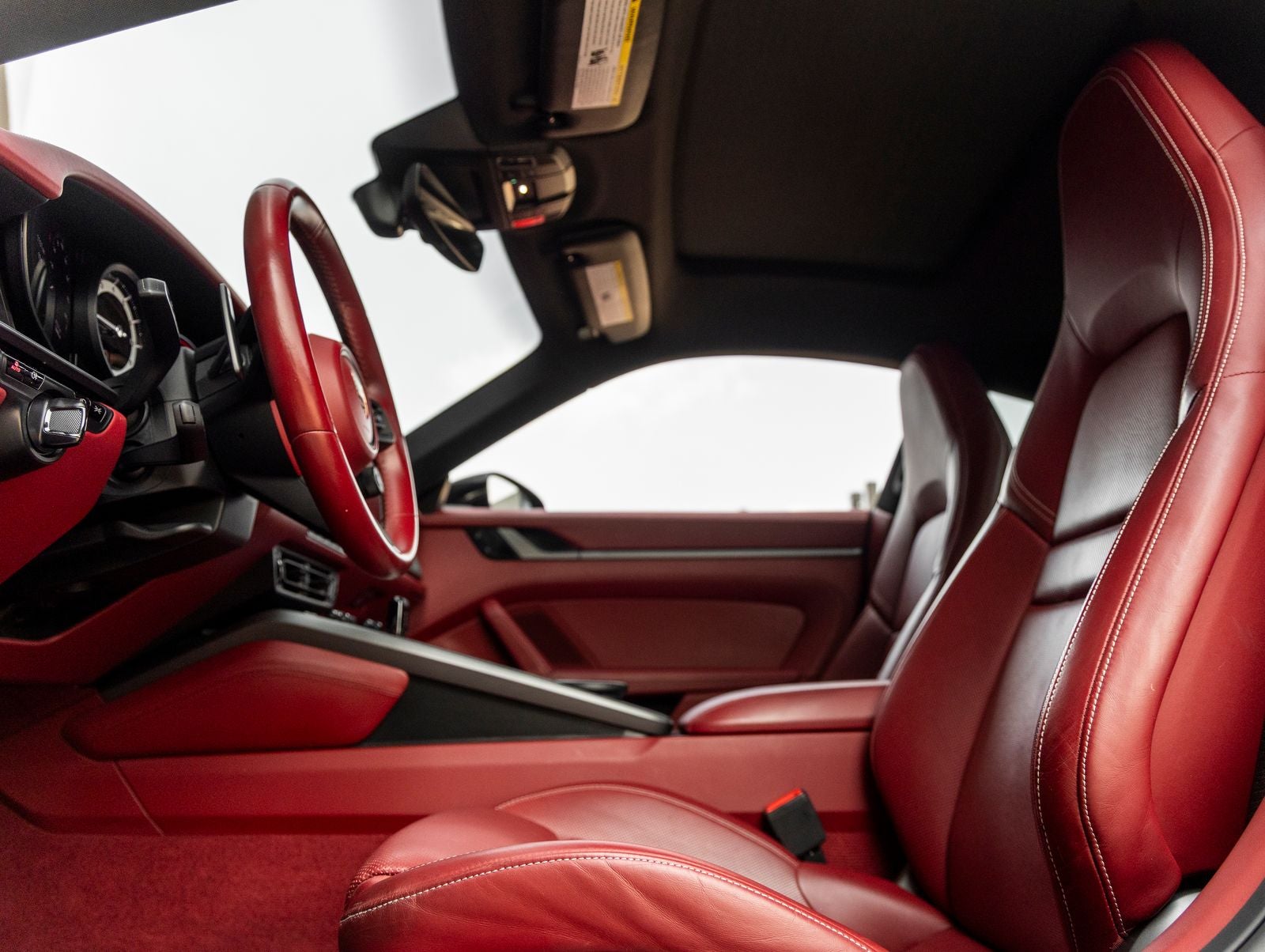 2021 Porsche 911 Carrera