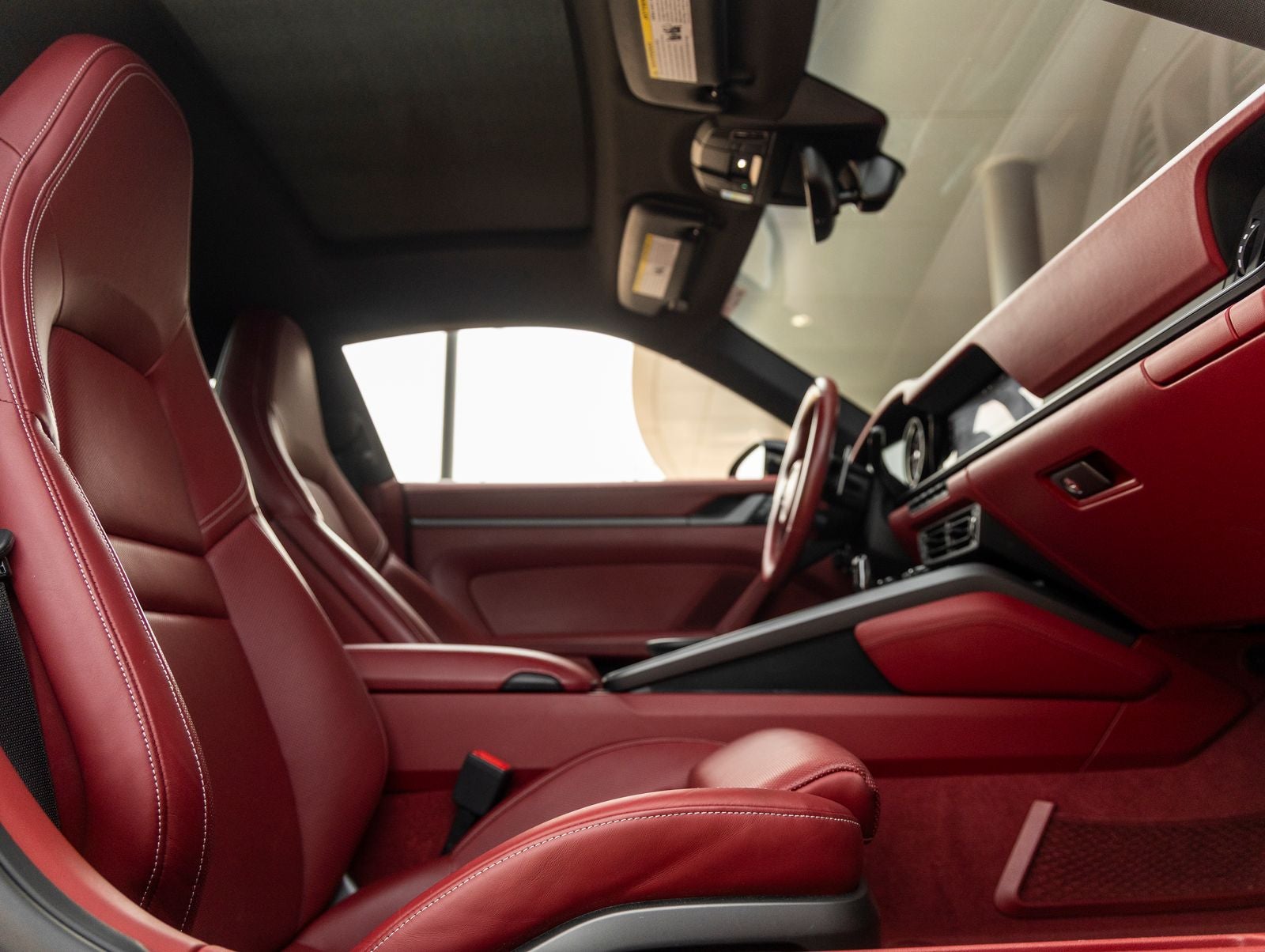 2021 Porsche 911 Carrera