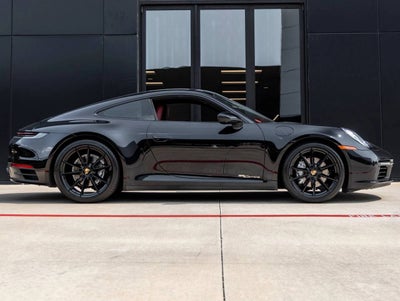 2021 Porsche 911 Carrera