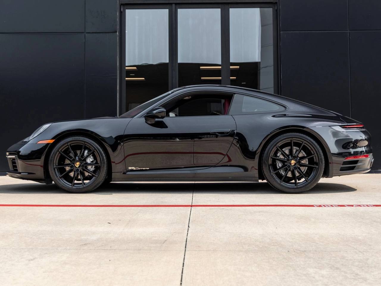 2021 Porsche 911 Carrera