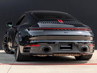 2021 Porsche 911 Carrera