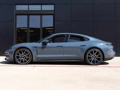 2025 Porsche Taycan Taycan