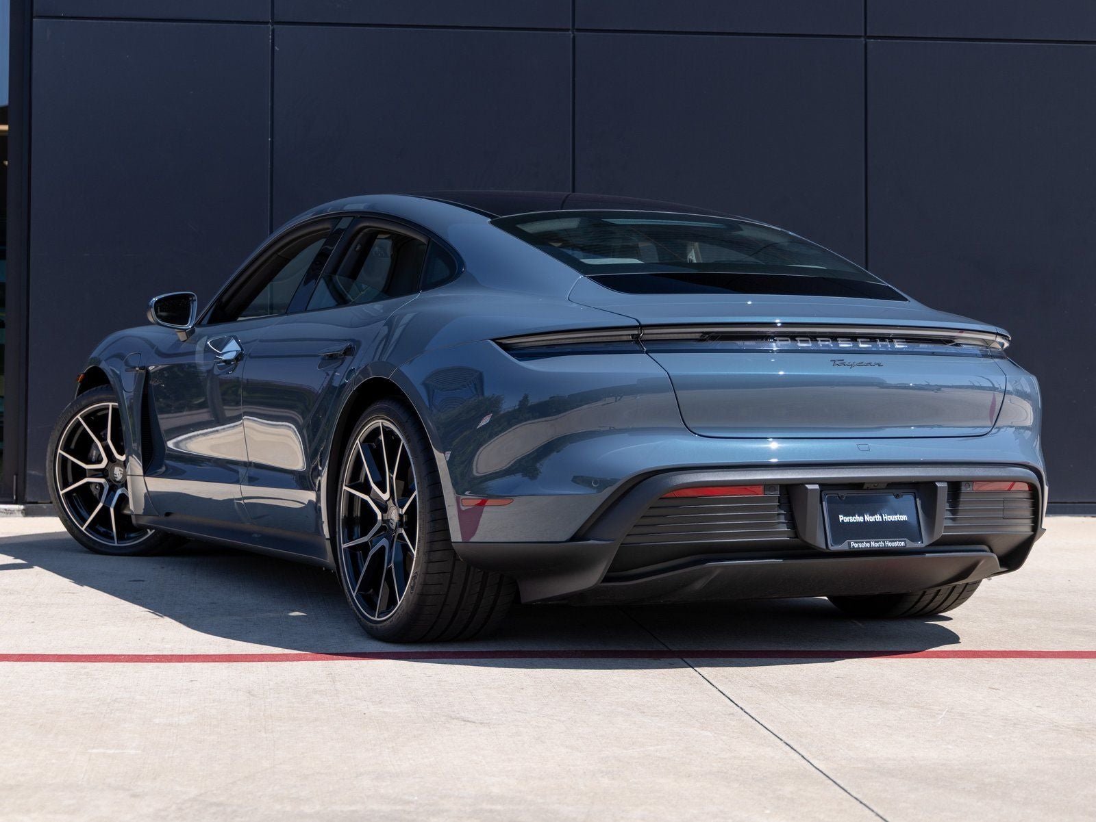 2025 Porsche Taycan Taycan