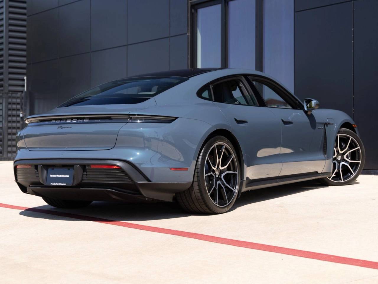2025 Porsche Taycan Taycan