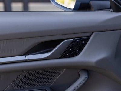 2025 Porsche Taycan Taycan