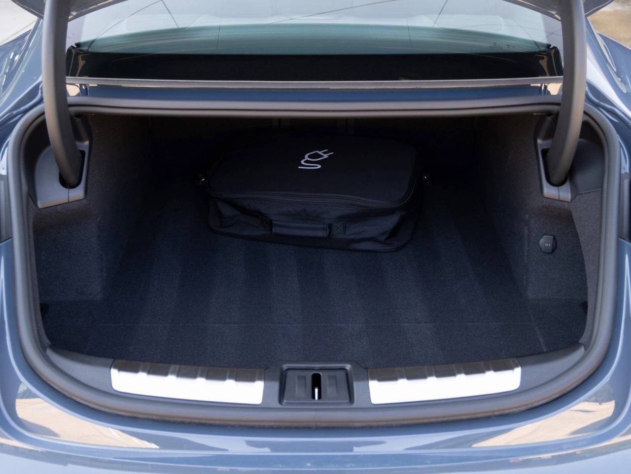 2025 Porsche Taycan Taycan