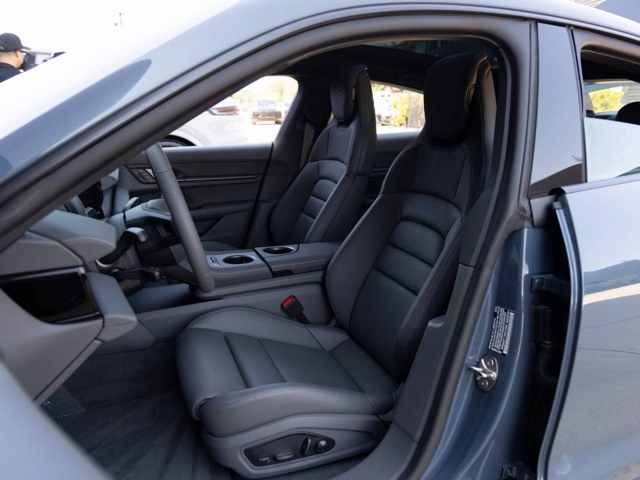 2025 Porsche Taycan Taycan