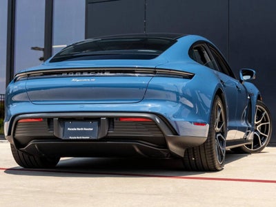 2025 Porsche Taycan 4