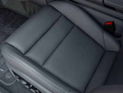 2025 Porsche Taycan 4