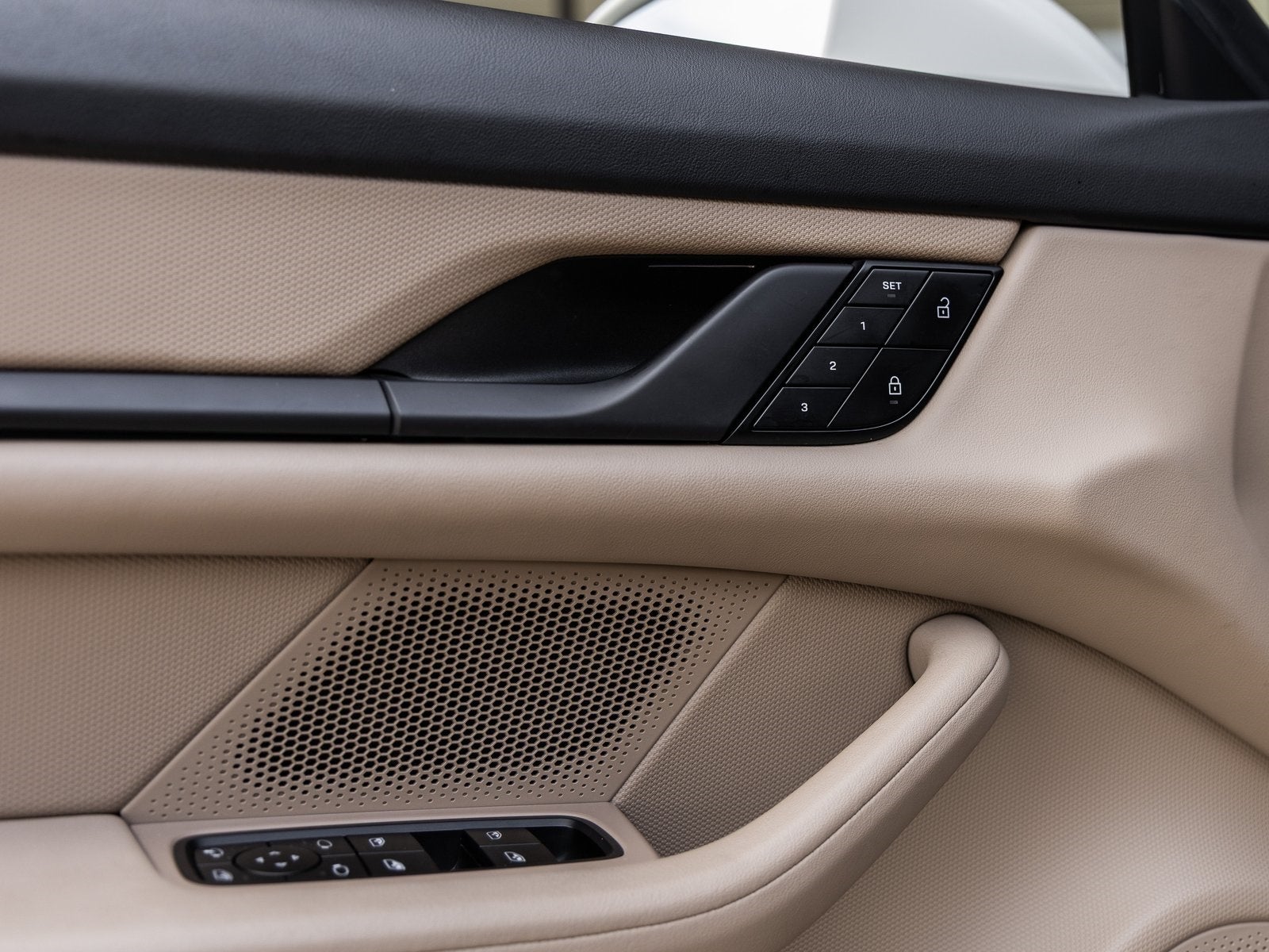 2023 Porsche Taycan Taycan (MY23)