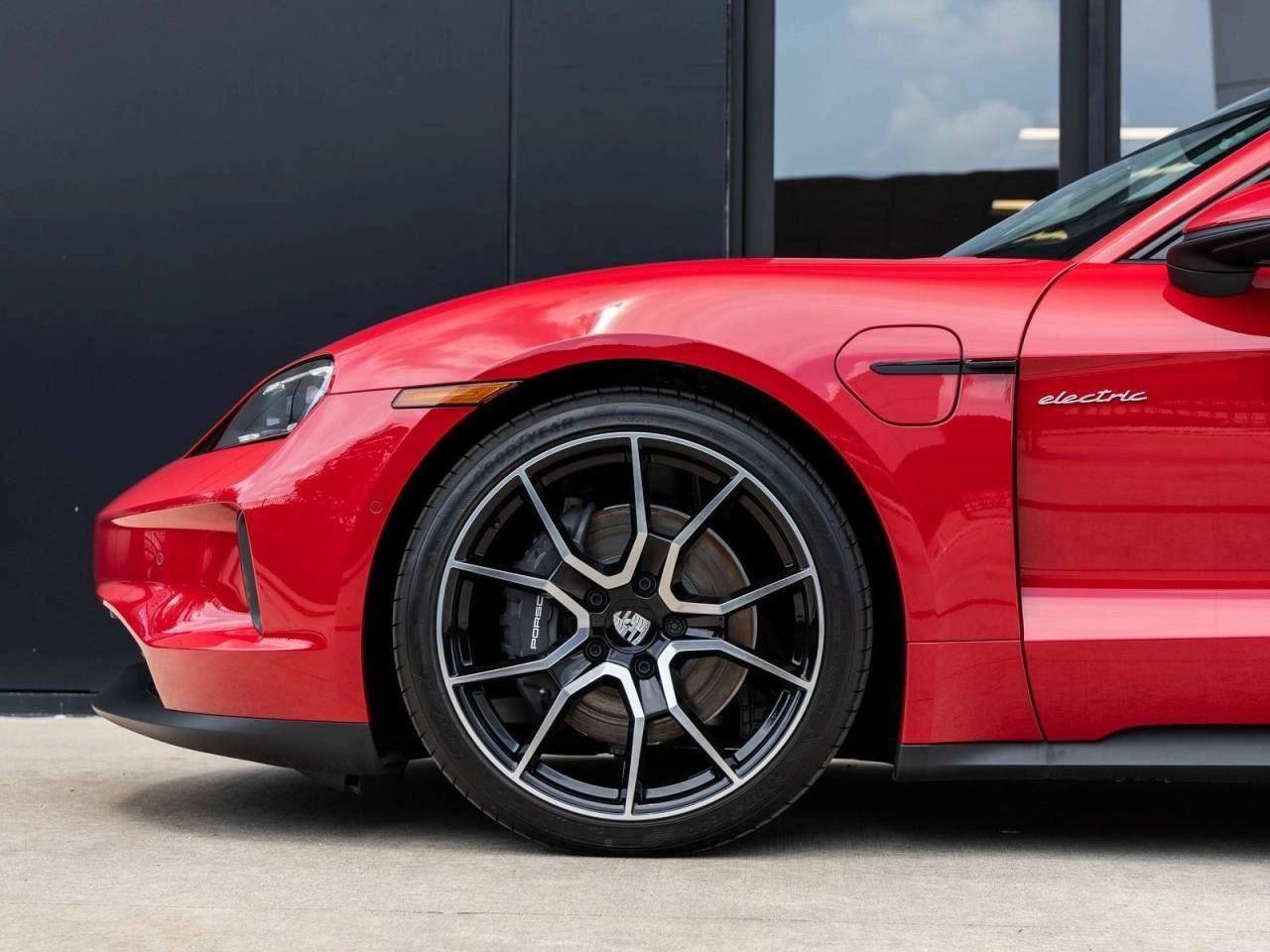 2025 Porsche Taycan Taycan 4