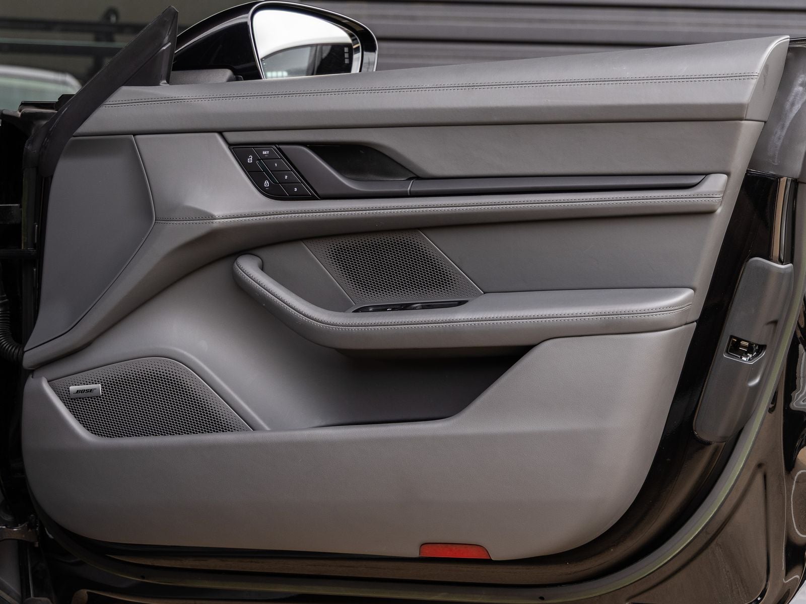 2023 Porsche Taycan Taycan (MY23)