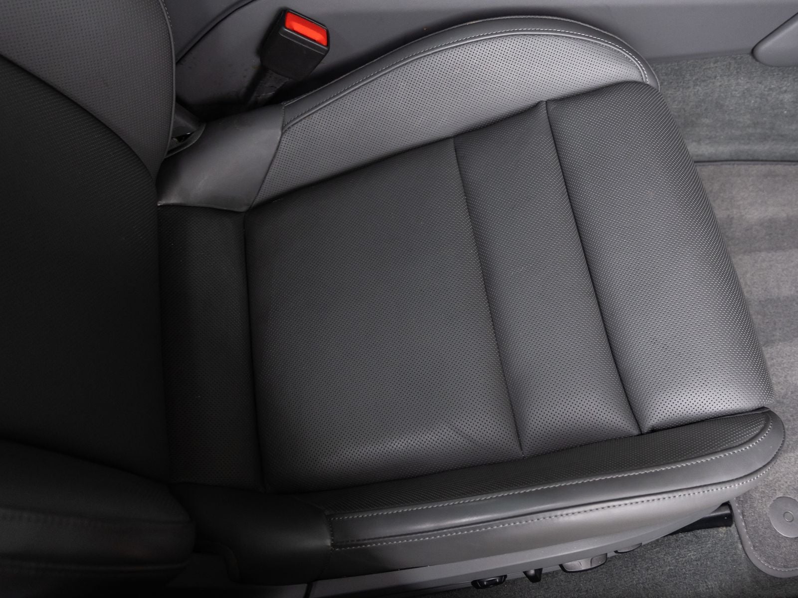 2023 Porsche Taycan Taycan (MY23)