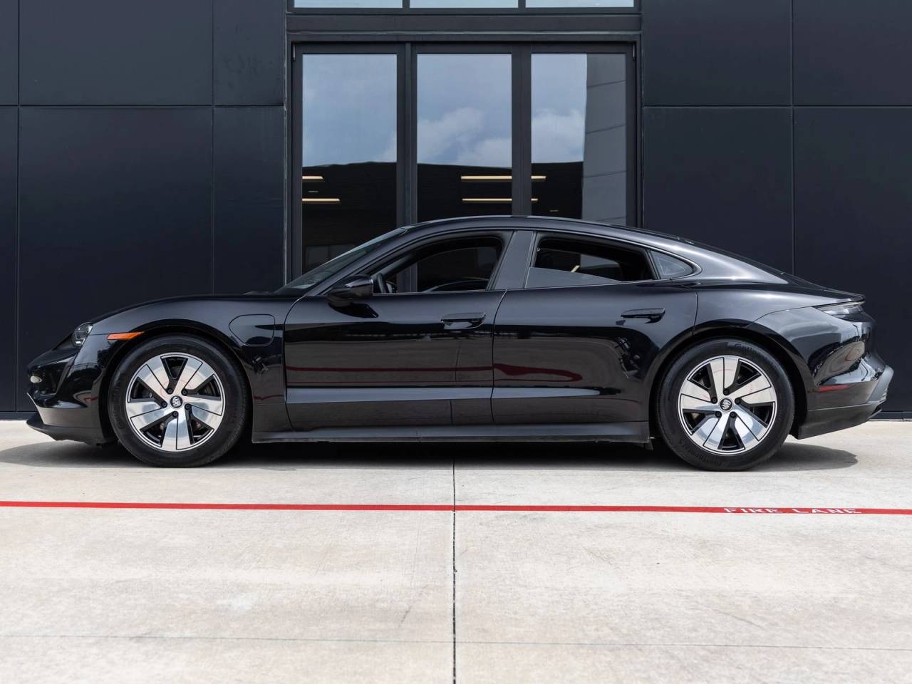 2023 Porsche Taycan Taycan (MY23)