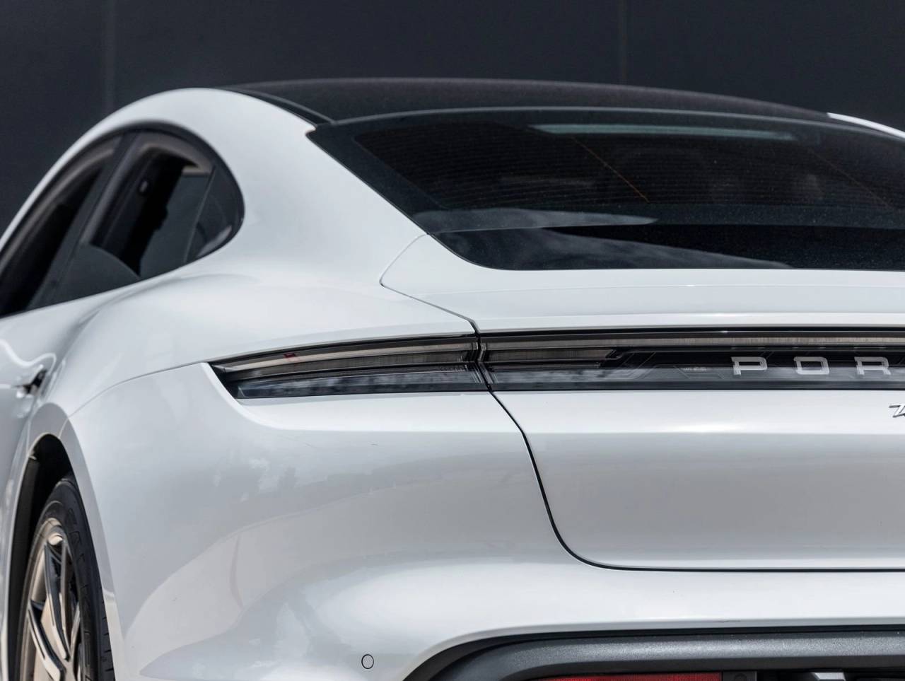2021 Porsche Taycan Taycan