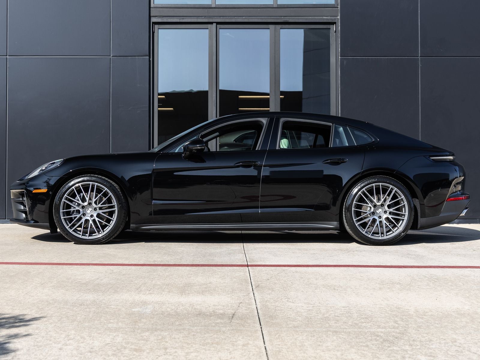 2026 Porsche Panamera 4