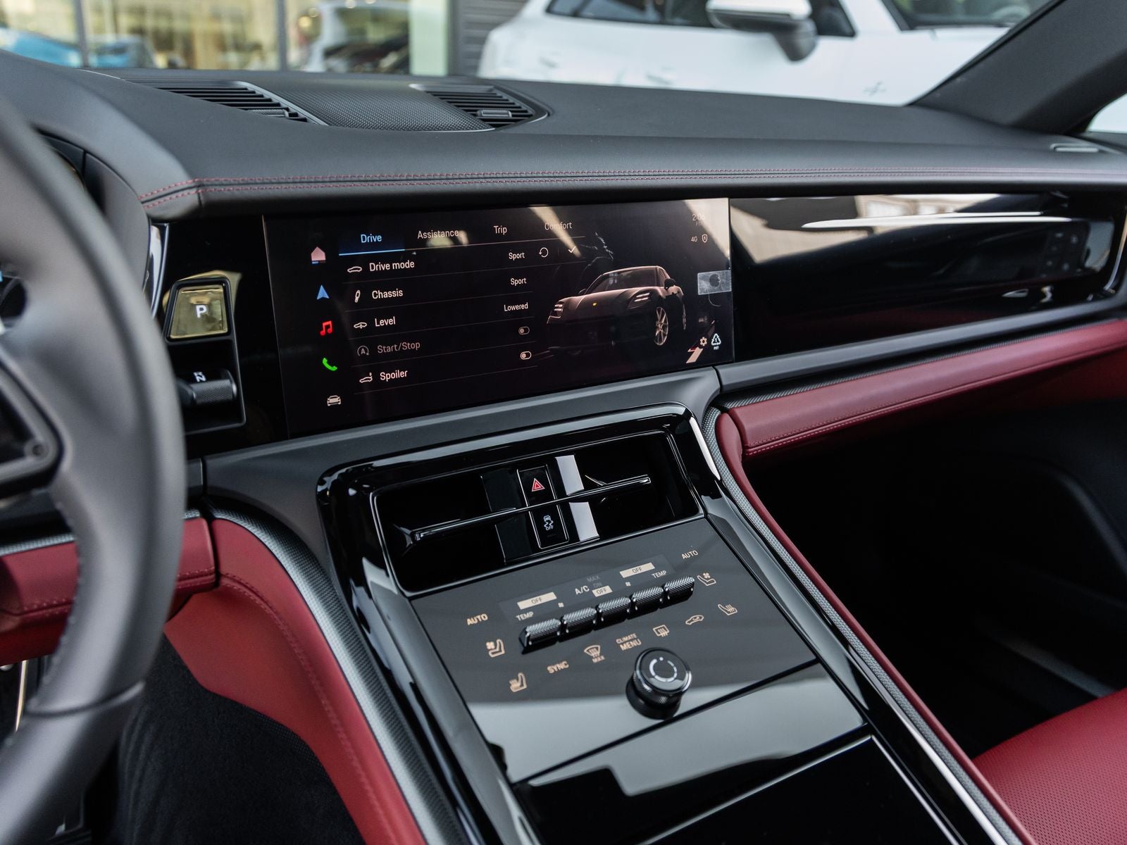 2026 Porsche Panamera 4