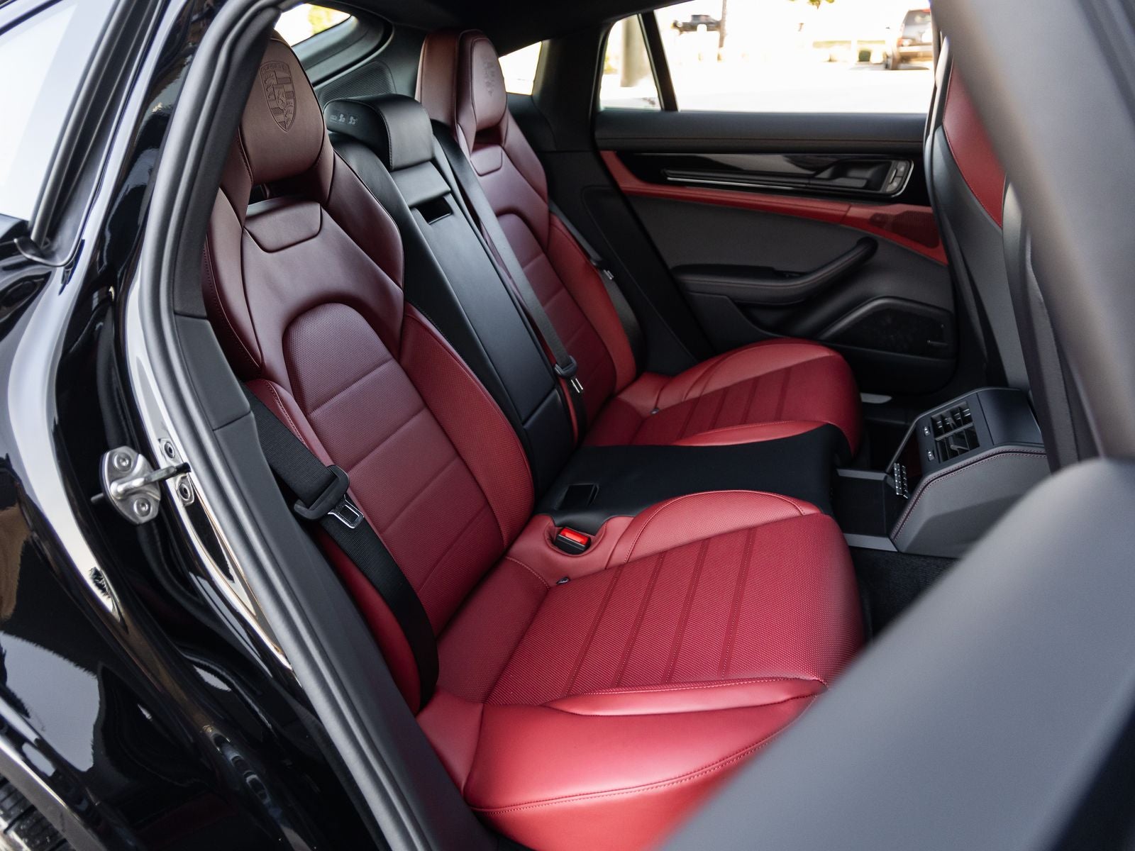 2026 Porsche Panamera 4