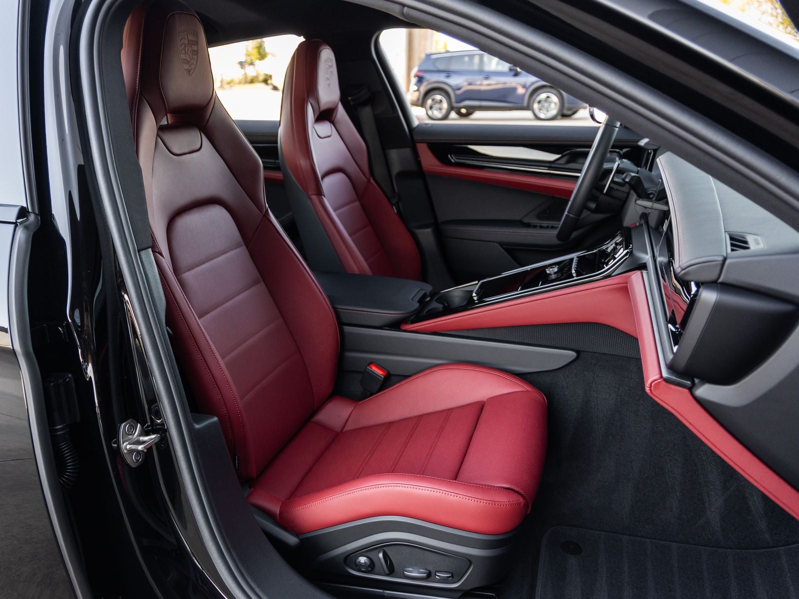 2026 Porsche Panamera 4