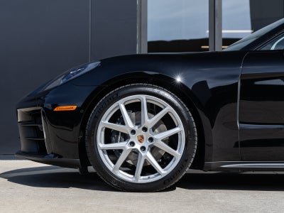 2026 Porsche Panamera Panamera 4