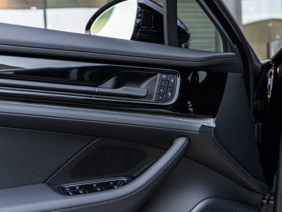 2026 Porsche Panamera Panamera 4