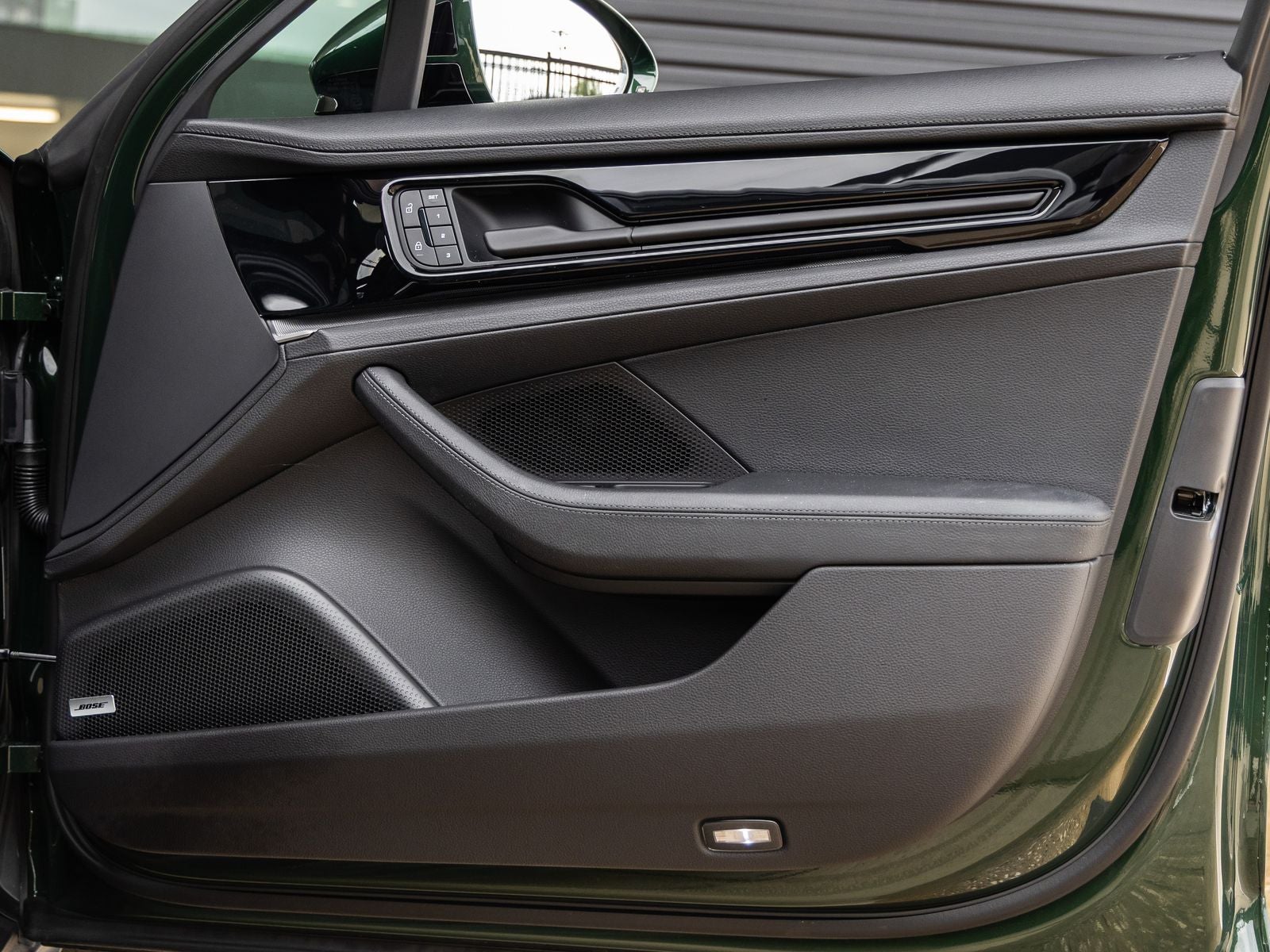 2025 Porsche Panamera Panamera