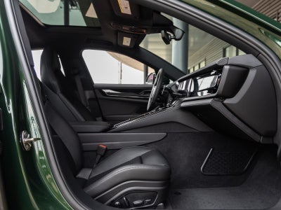 2025 Porsche Panamera Panamera