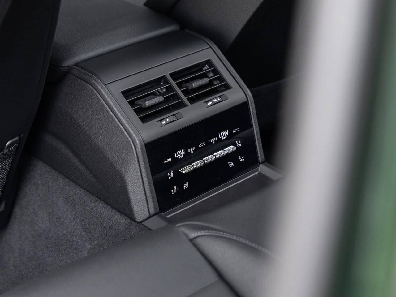 2025 Porsche Panamera Panamera