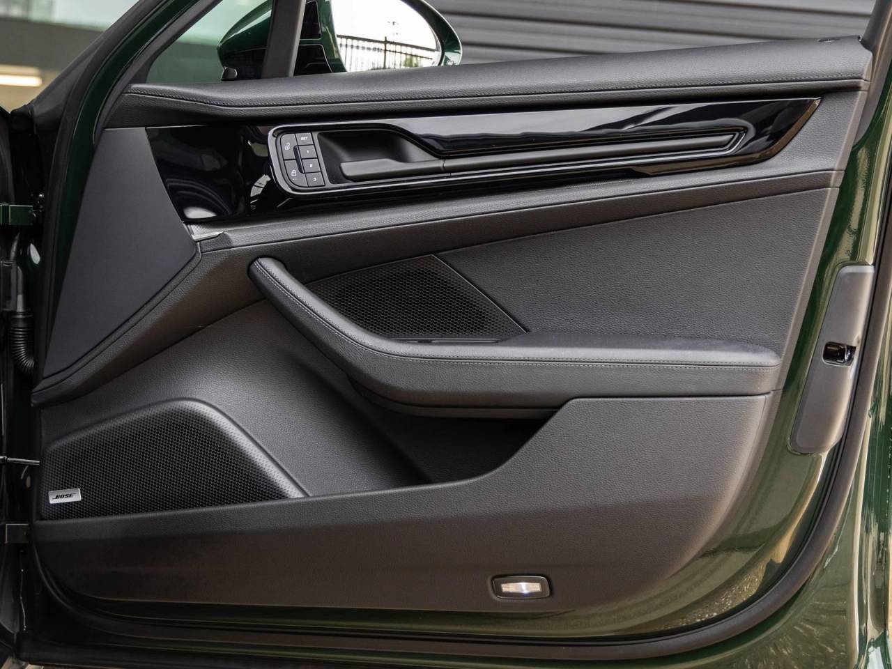 2025 Porsche Panamera Panamera