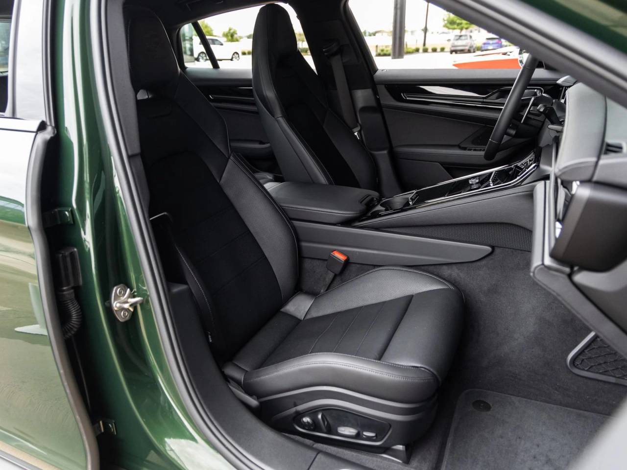 2025 Porsche Panamera Panamera