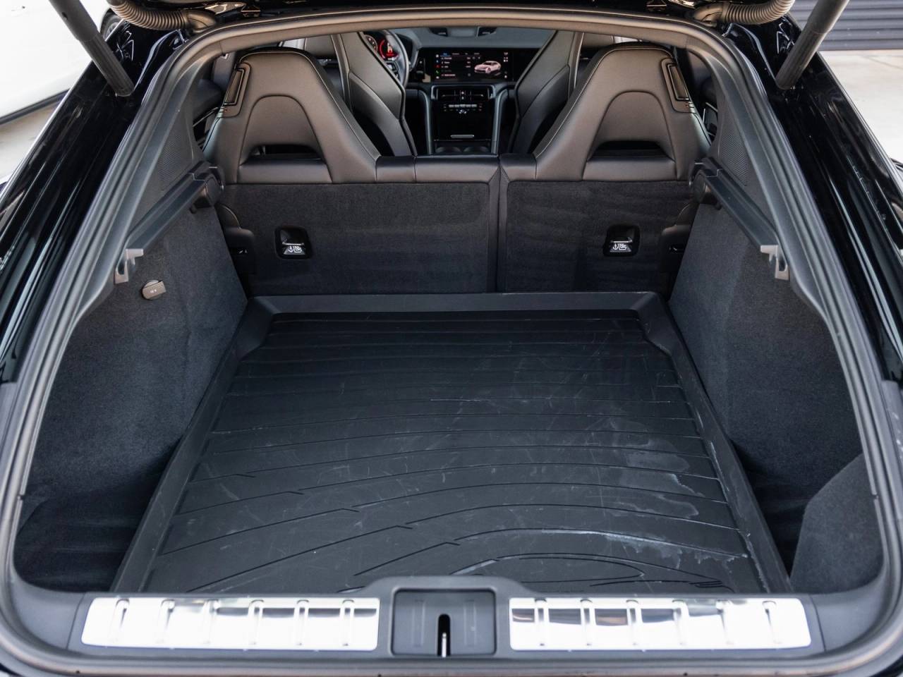 2025 Porsche Panamera Panamera