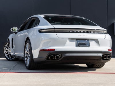 2025 Porsche Panamera Panamera