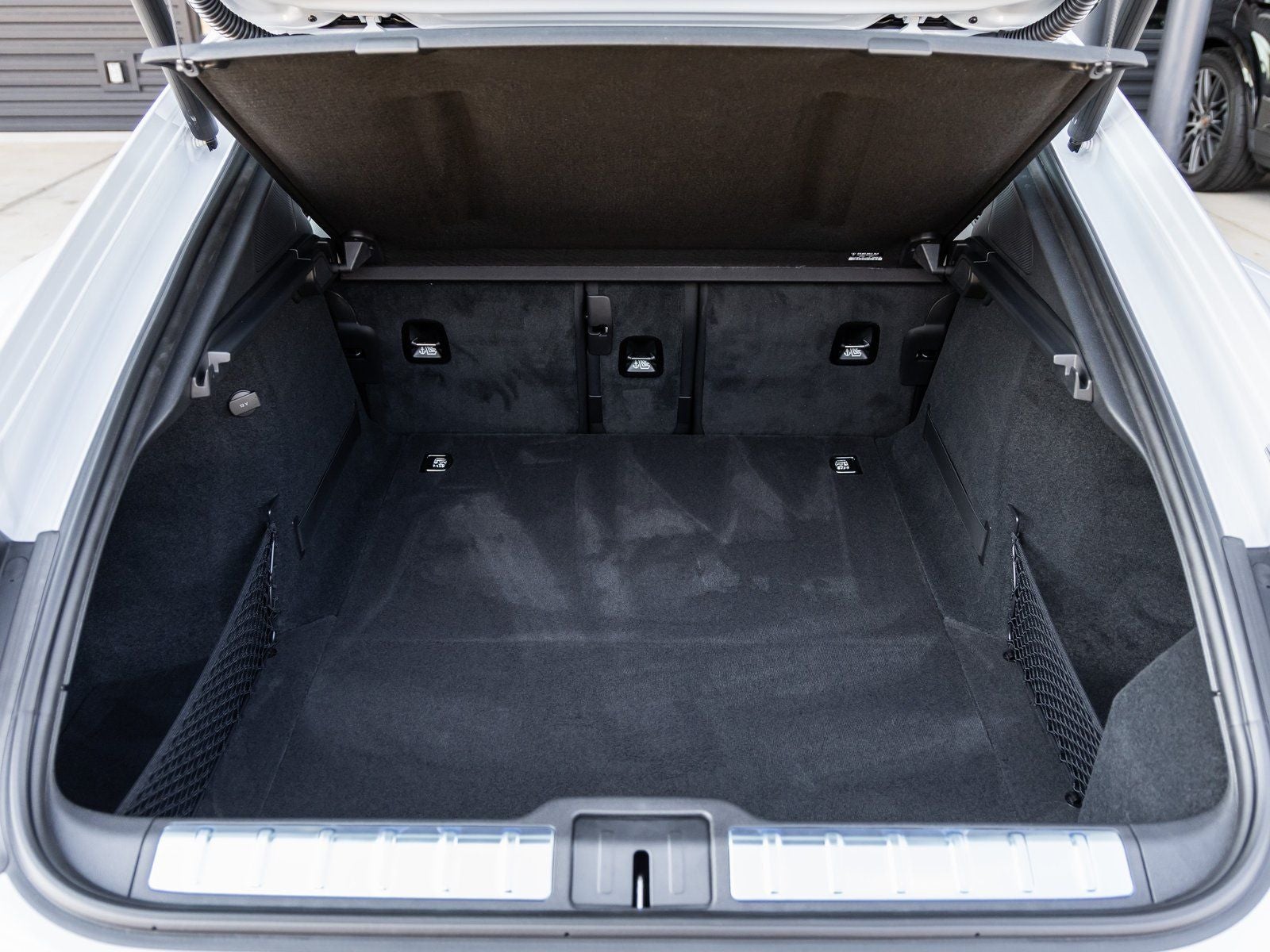 2025 Porsche Panamera Panamera