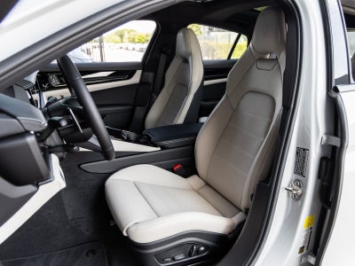 2025 Porsche Panamera Panamera