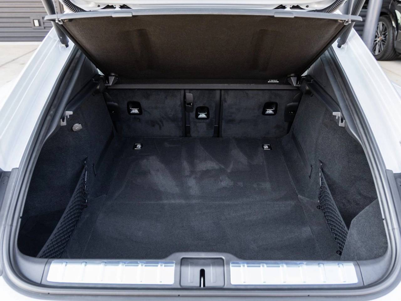 2025 Porsche Panamera Panamera