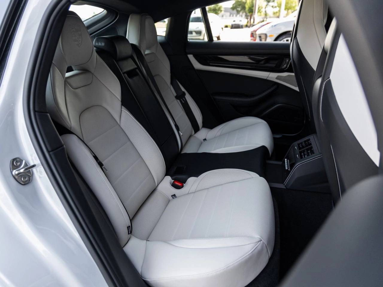 2025 Porsche Panamera Panamera