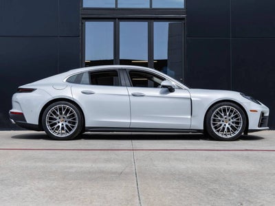 2026 Porsche Panamera Panamera